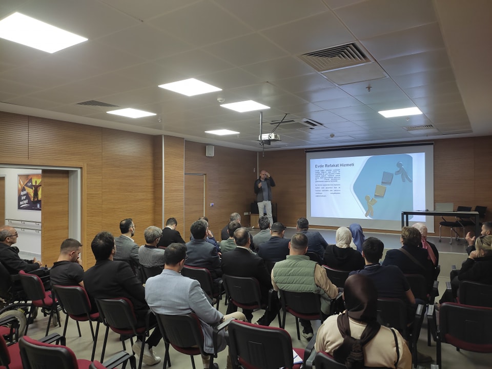 Yönetim Kurulu Toplantımızı Engelsiz Yaşam Merkezinde İcra Ettik.